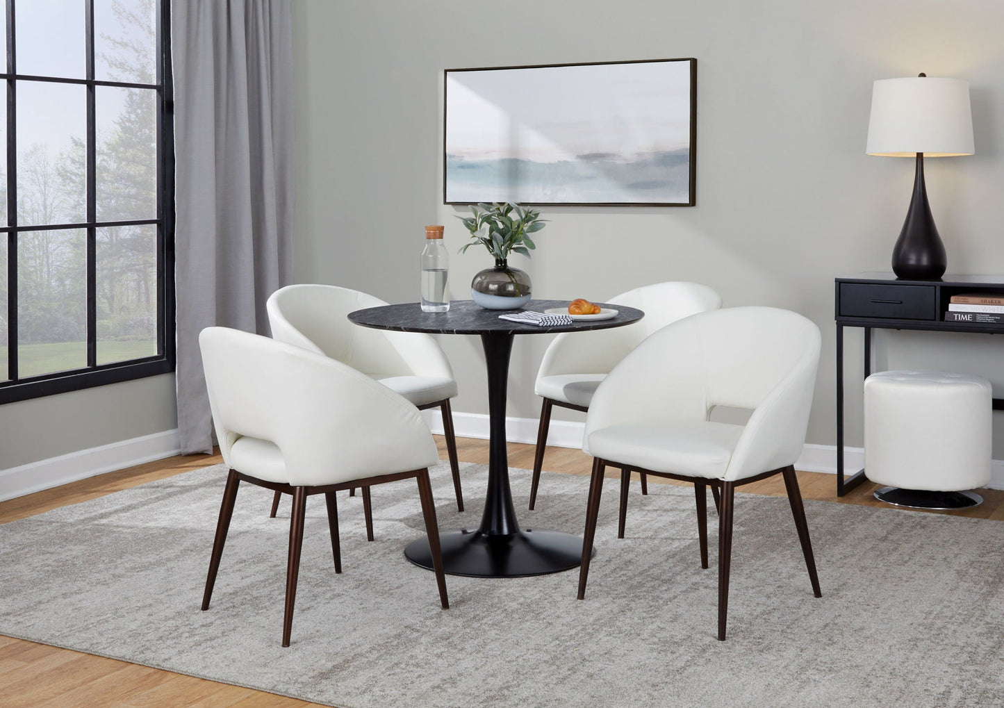 Distinctive Design Chair